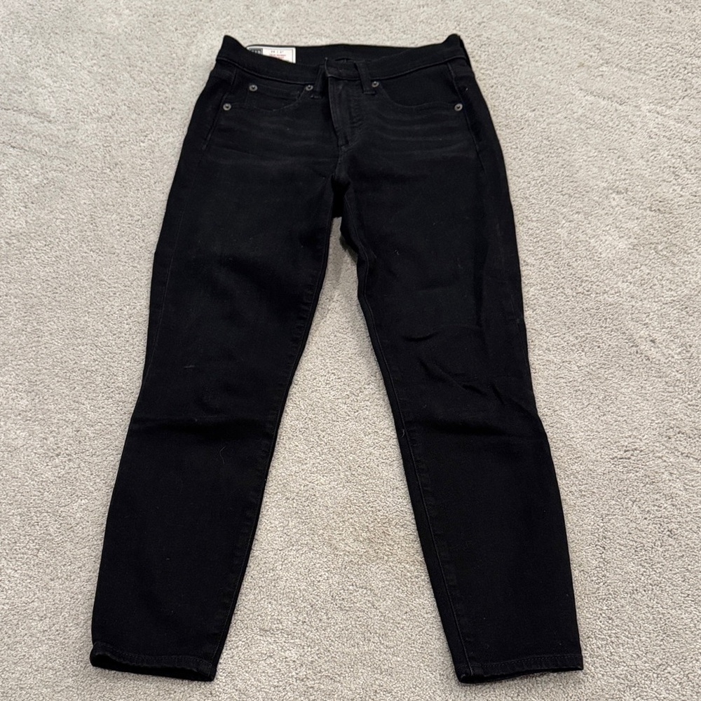 GAP Women's Black Skinny Jeans